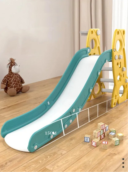 Parc de Jeux Enfant - Monde à maman