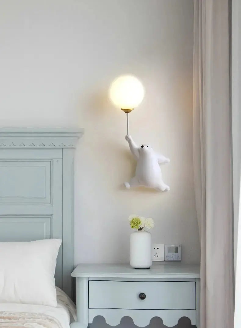 Lampe murale pour chambre de bébé - Monde à maman