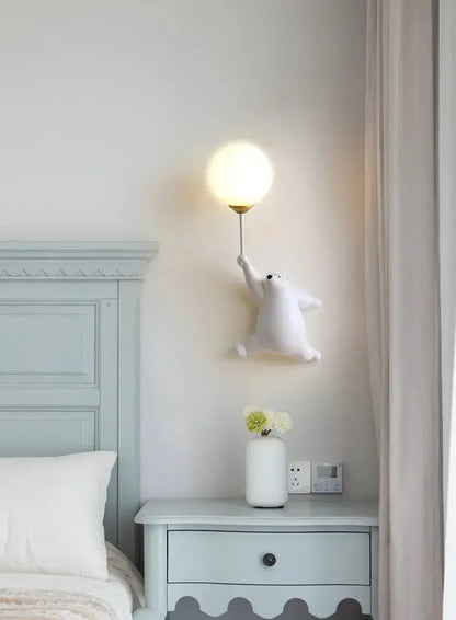 Lampe murale pour chambre de bébé - Monde à maman