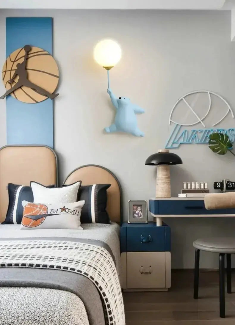 Lampe murale pour chambre de bébé - Monde à maman