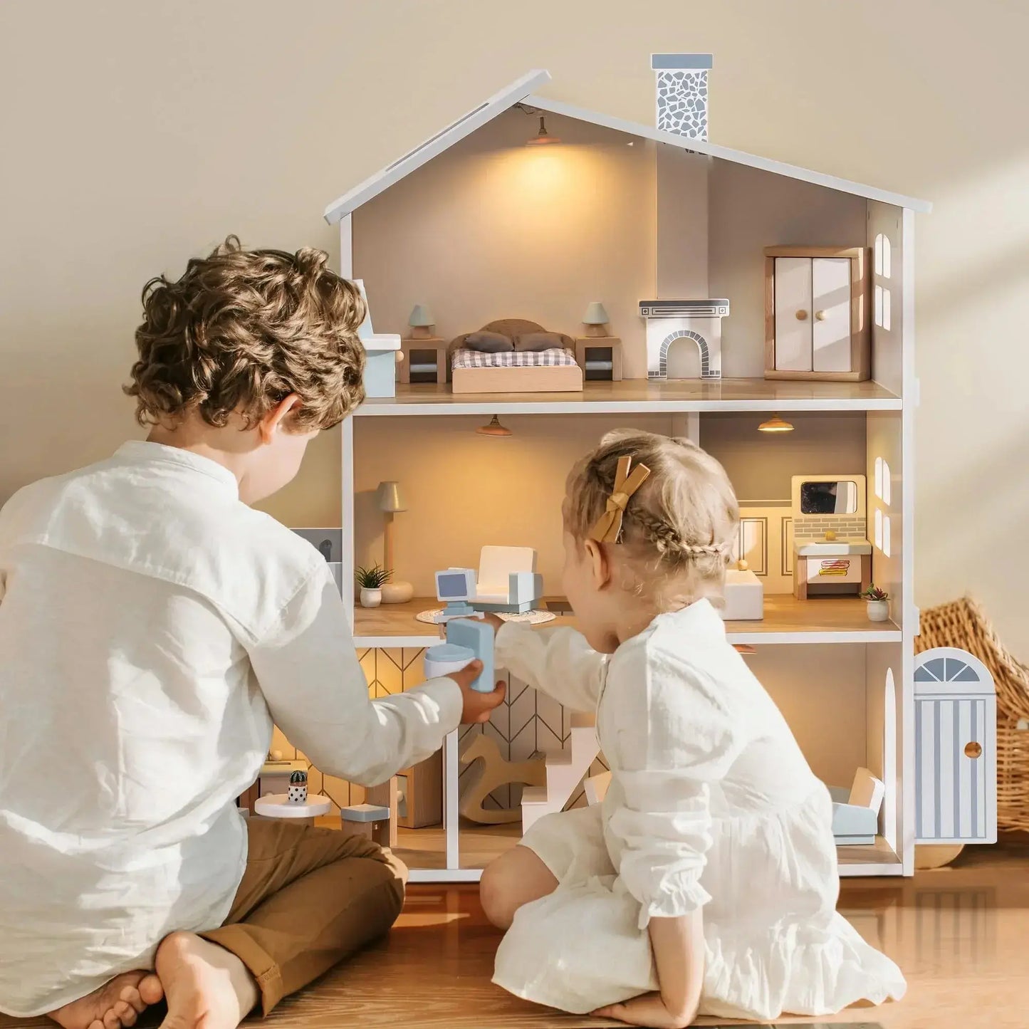 Maison de poupée pour petite fille - Monde à maman