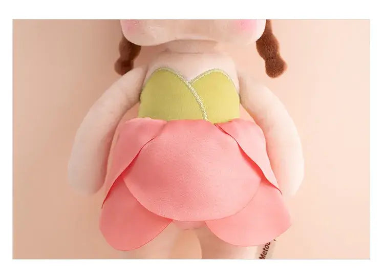 Poupée de chiffon avec robe de pétales - Monde à maman