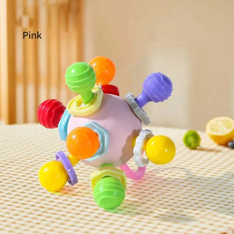 Hochet-bébé-monde-a-maman