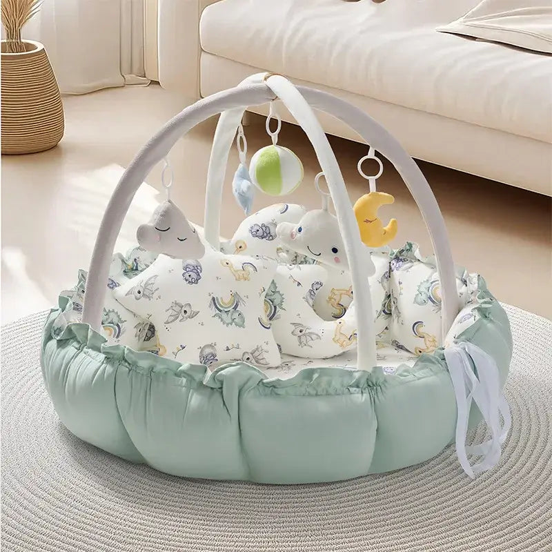 Tapis d'éveil 3 en 1 avec peluches suspendus - Monde à maman