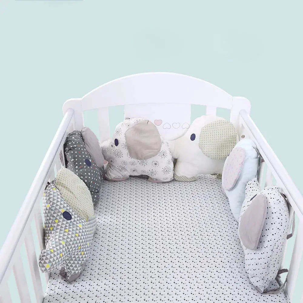Contour lit de bébé - Monde à maman