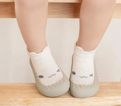 Chaussure pour bébé - Monde à maman