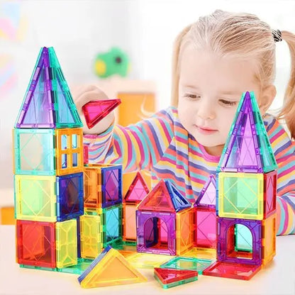 Construction magnétique - Monde à maman