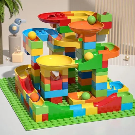 Labyrinthe de construction - Monde à maman