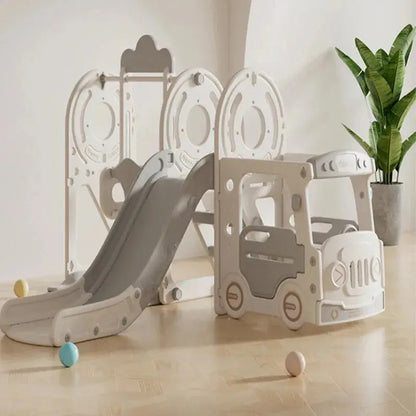 Parc de Jeux Enfant - Monde à maman