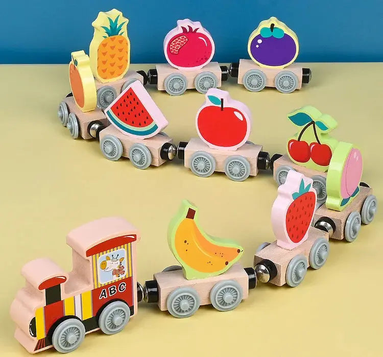 Train magnétique en bois - Monde à maman