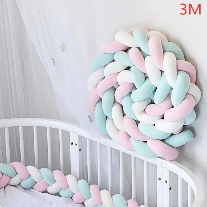 Tour de lit pour bébé - Monde à maman