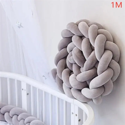 Tour de lit pour bébé